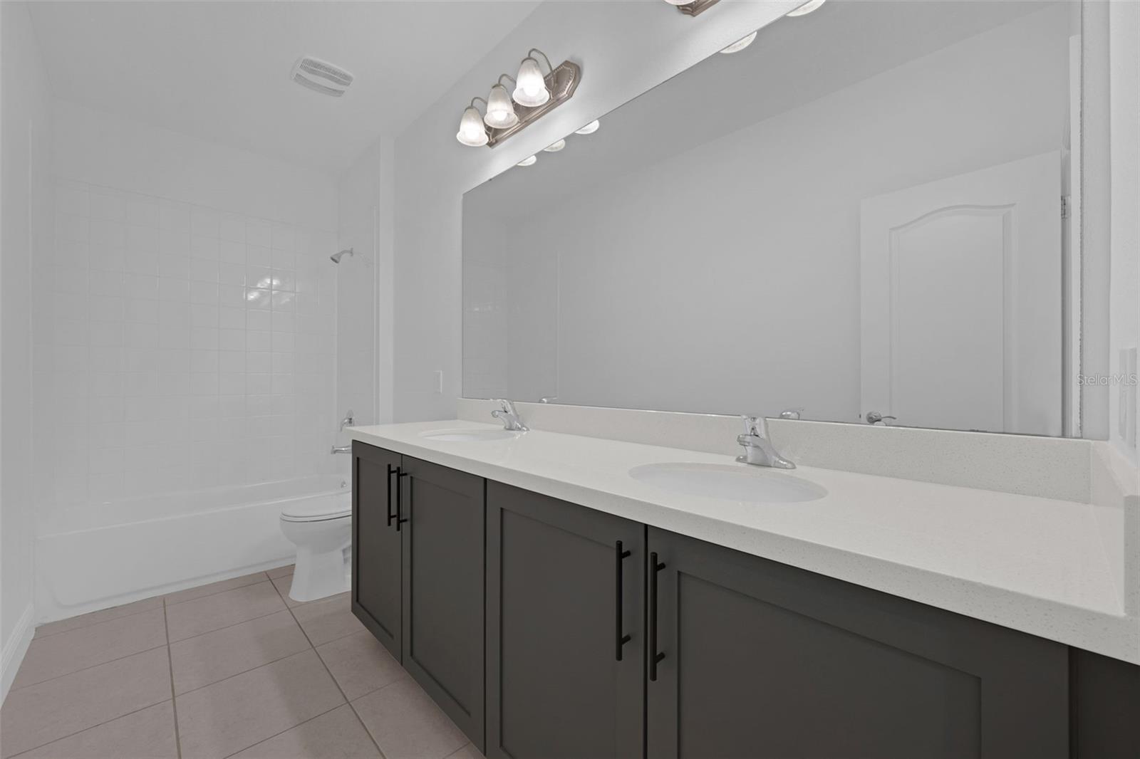Image 26 of 37 For 9378 Bradleigh Drive