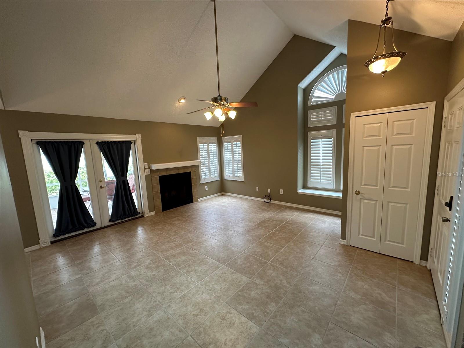 Image 3 of 24 For 3837 Holston Way