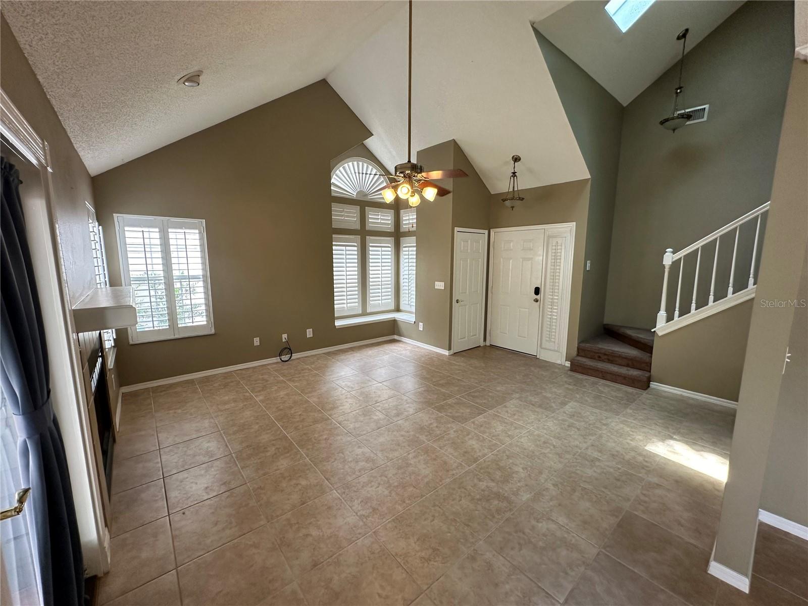Image 4 of 24 For 3837 Holston Way