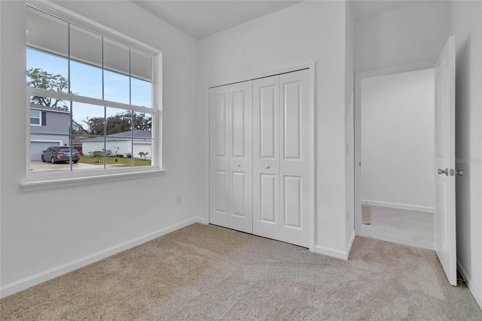 Image 16 of 35 For 925 Magnolia Avenue