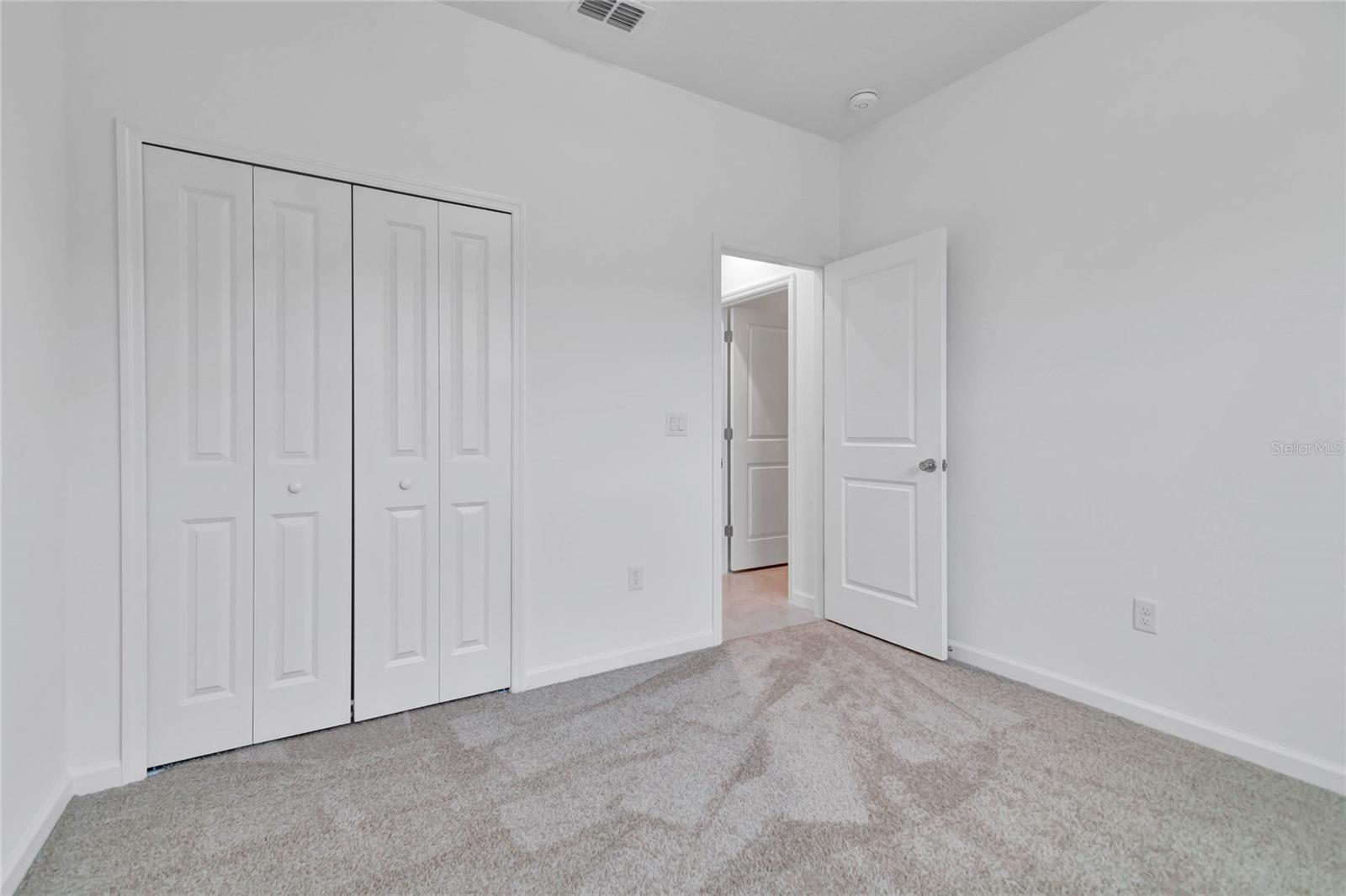 Image 17 of 35 For 925 Magnolia Avenue