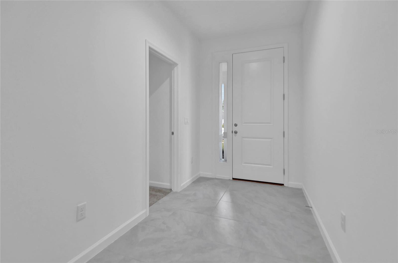 Image 4 of 35 For 925 Magnolia Avenue