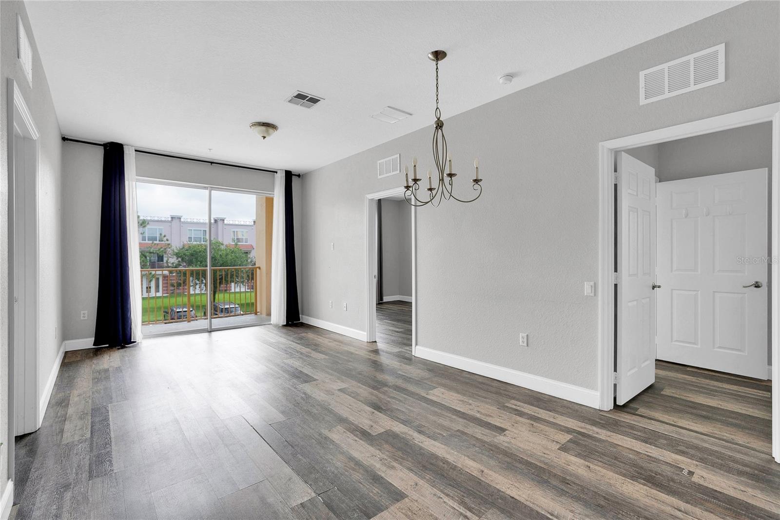 Image 4 of 12 For 4814 Cayview Avenue 20813