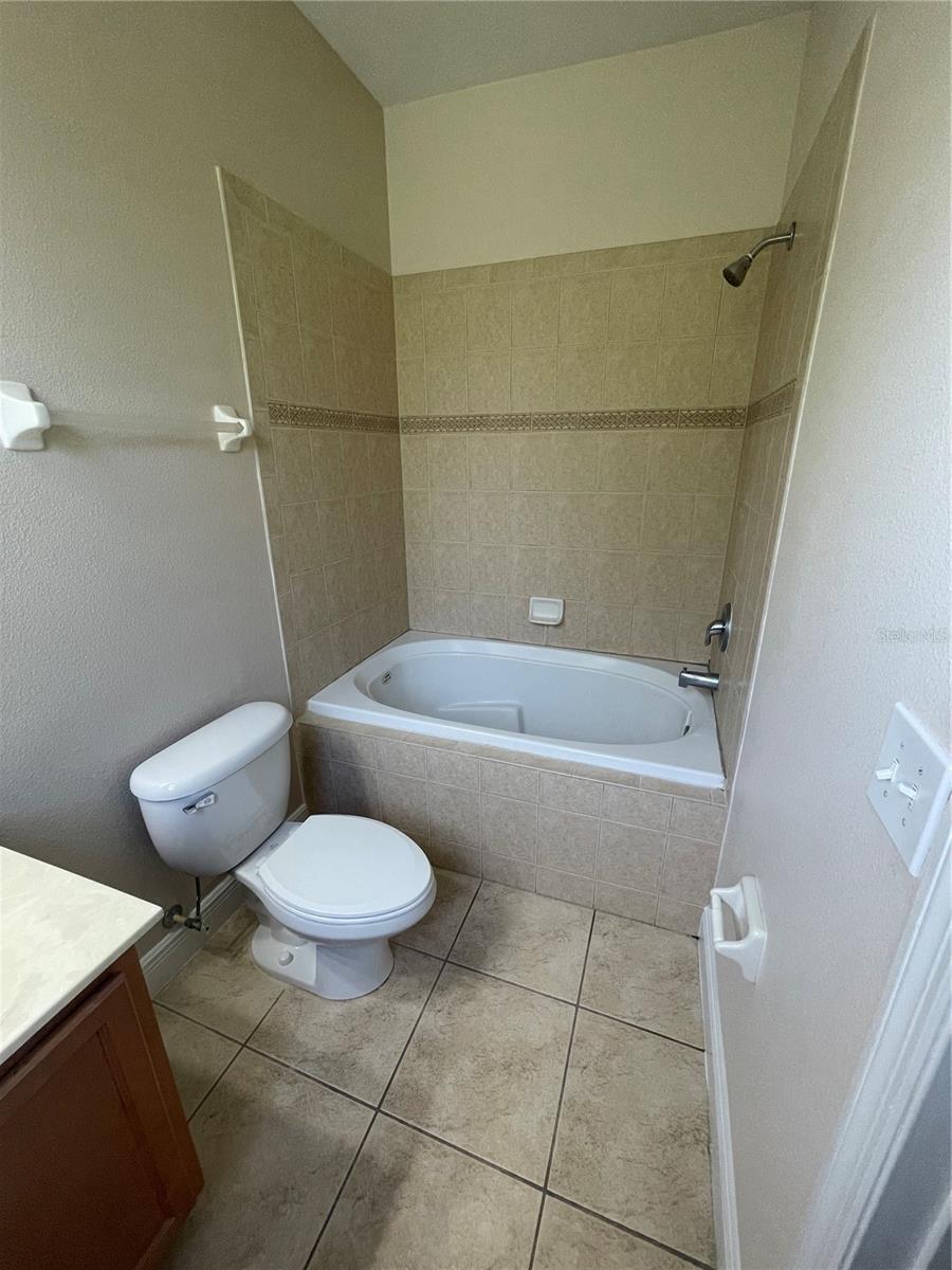 Image 11 of 16 For 1046 La Mirada Court