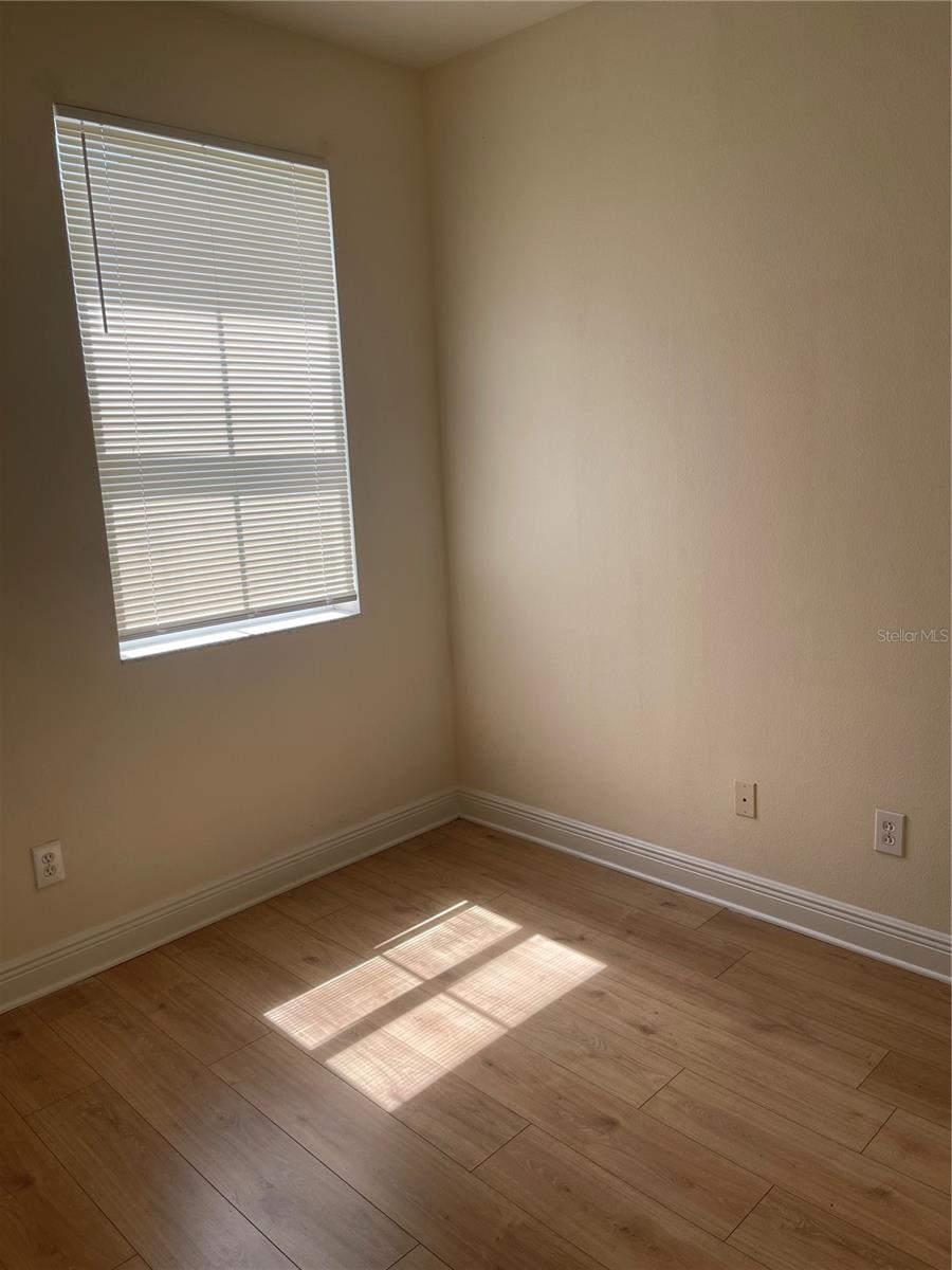 Image 12 of 16 For 1046 La Mirada Court
