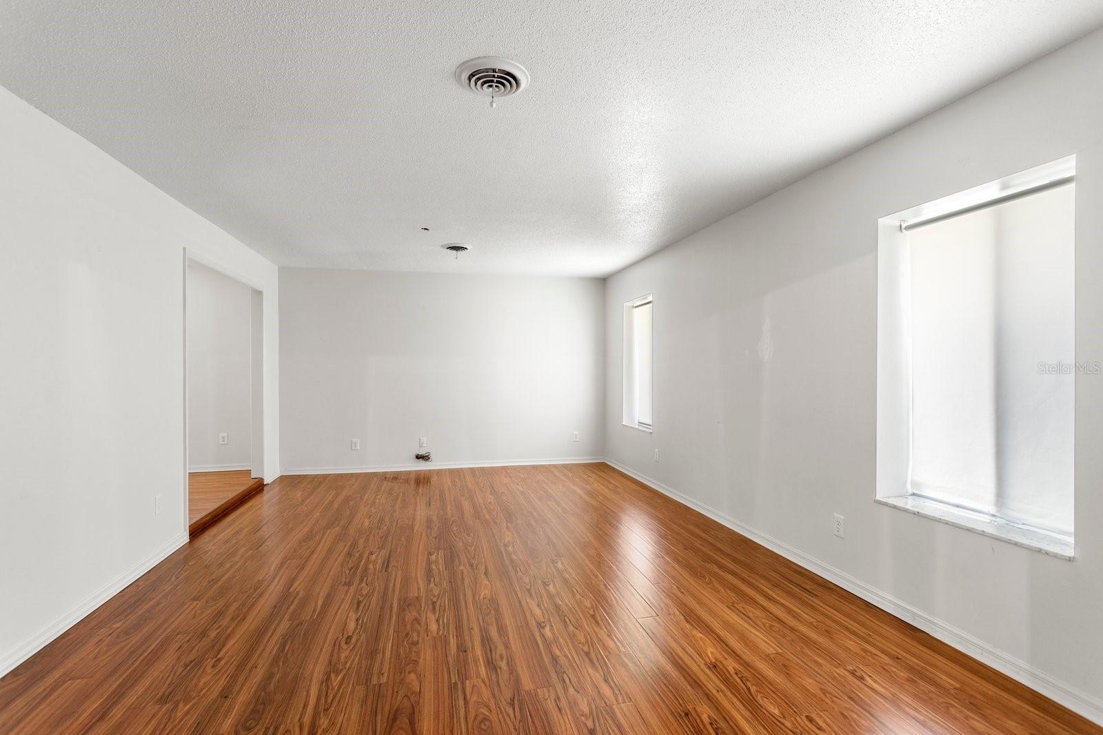Image 10 of 25 For 2491 Lauder Drive