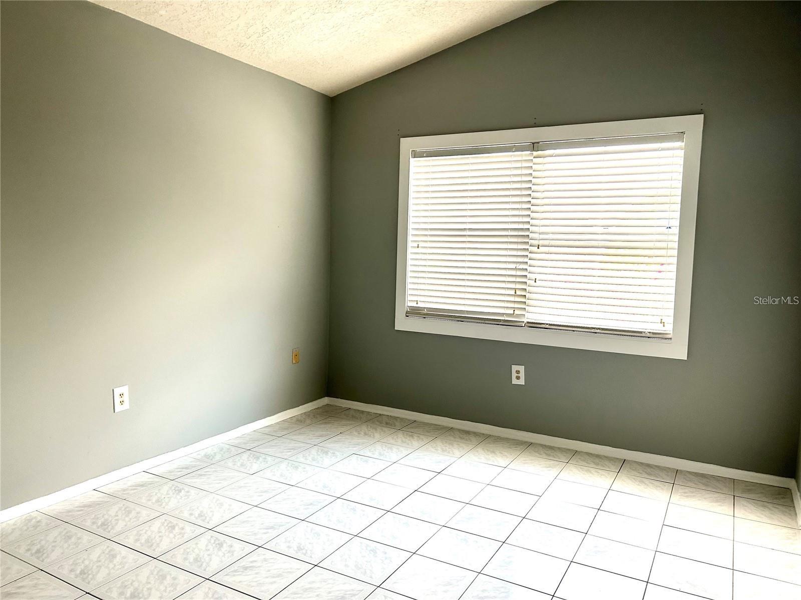 Image 8 of 12 For 6042 Amberly Avenue F55