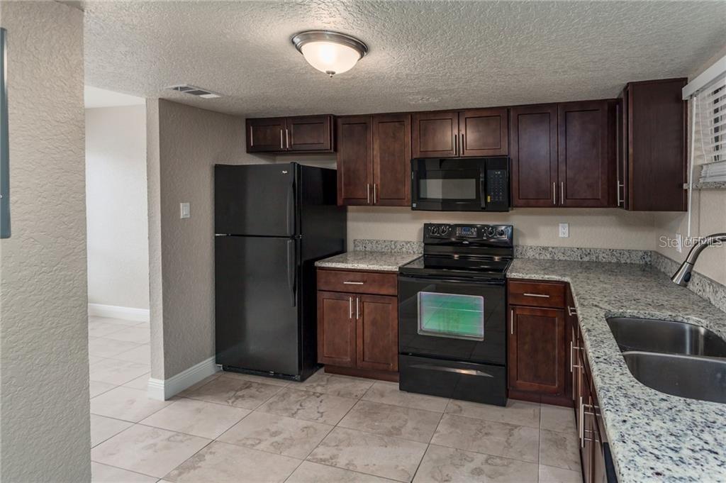 Image 6 of 14 For 4007 Woodfern Drive