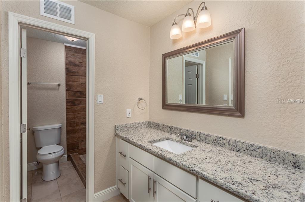 Image 8 of 14 For 4007 Woodfern Drive