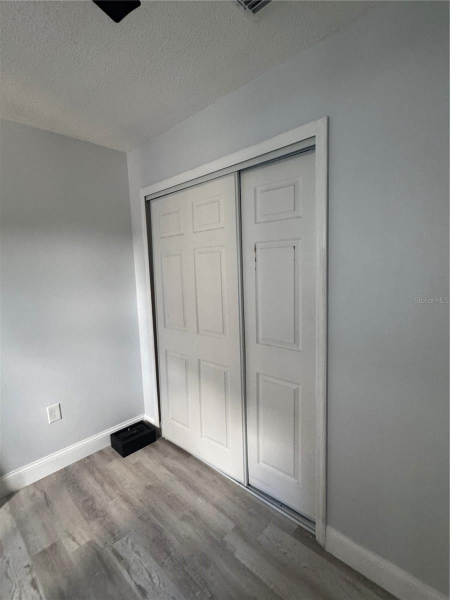 Image 34 of 42 For 2047 Meadow Pond Way