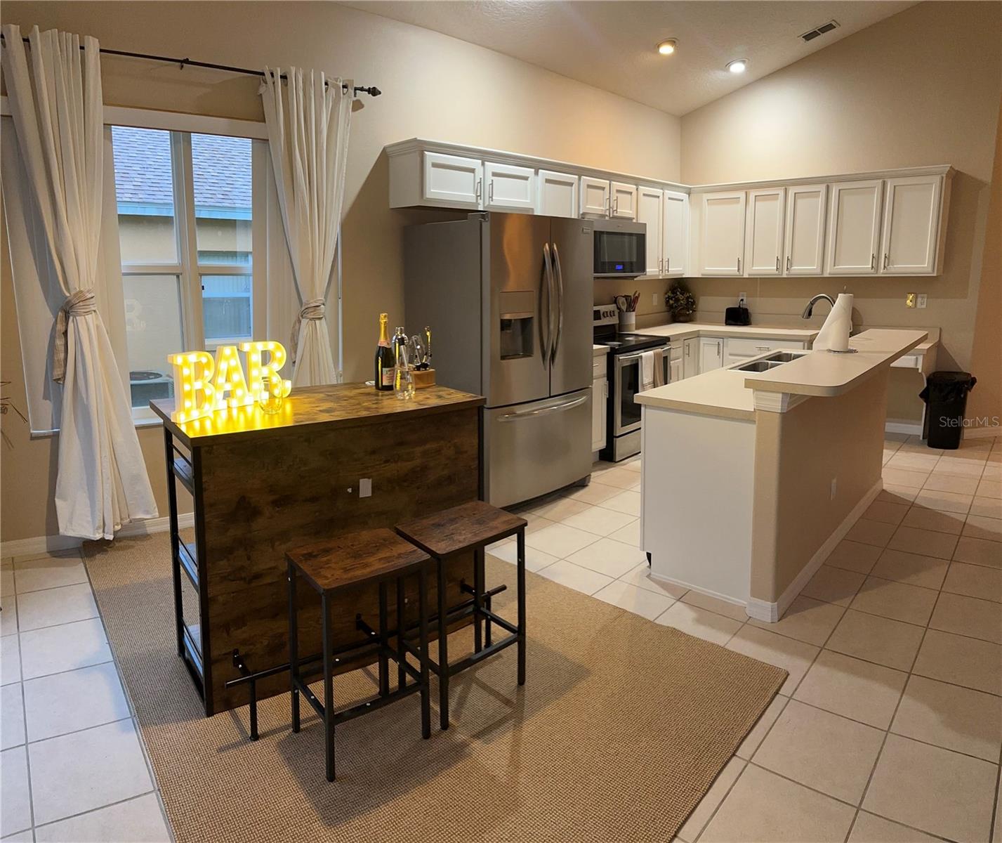 Image 9 of 13 For 616 Corvina Drive