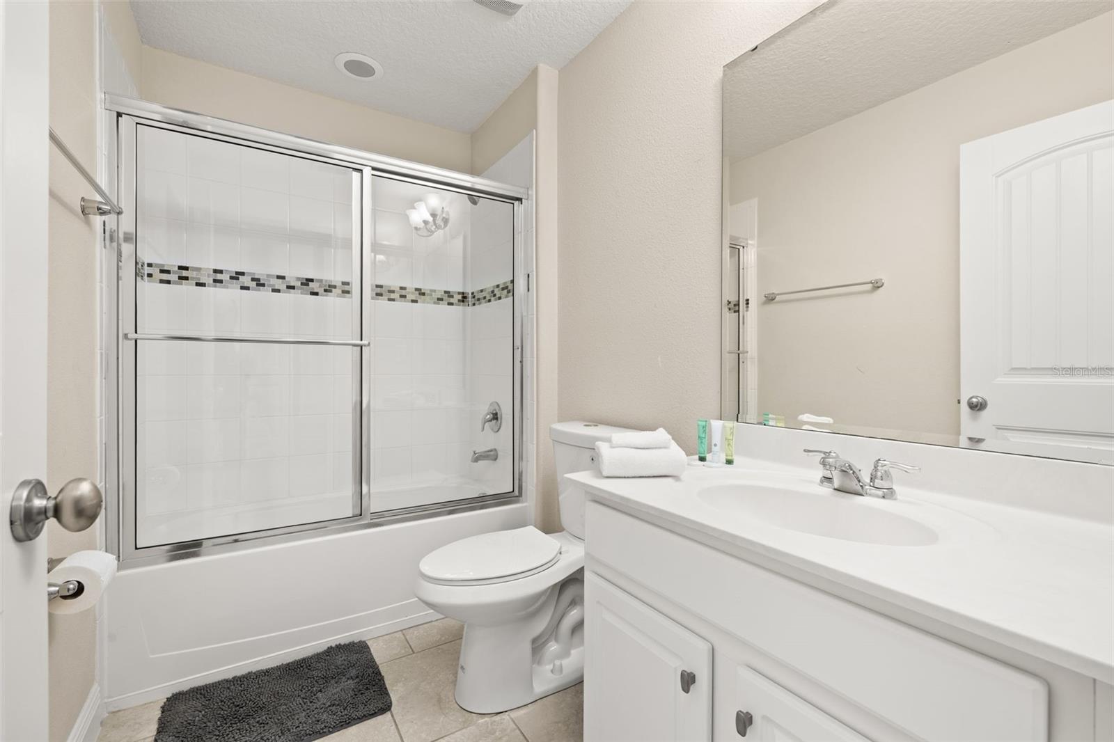 Image 27 of 69 For 5373 Oakbourne Avenue