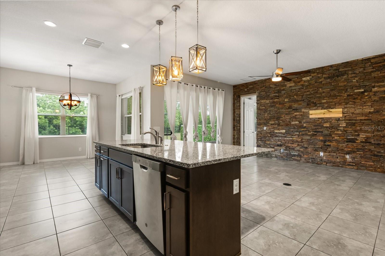 Image 6 of 24 For 1046 Grand Hilltop Drive