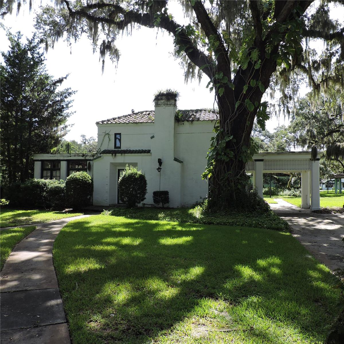 Image 3 of 60 For 2041 Mellonville Avenue