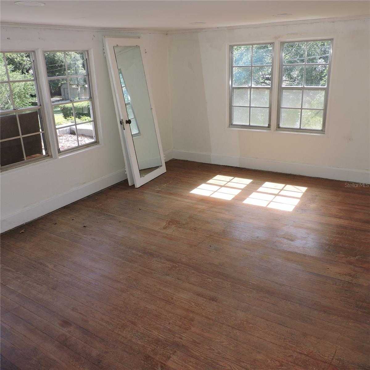 Image 40 of 60 For 2041 Mellonville Avenue