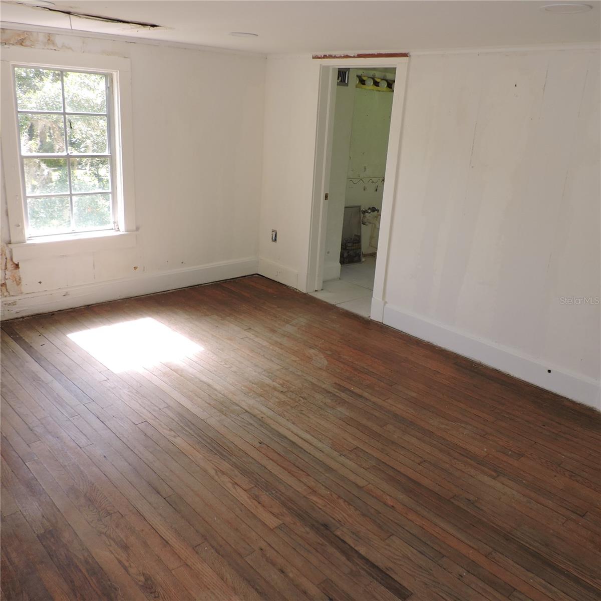 Image 42 of 60 For 2041 Mellonville Avenue