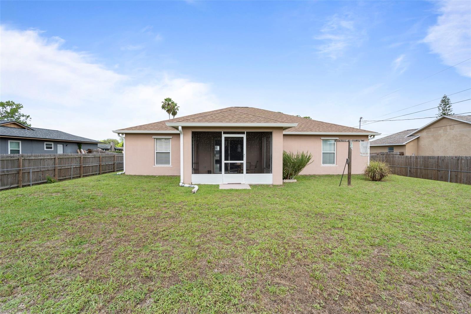 Image 4 of 20 For 1341 Ladson Avenue