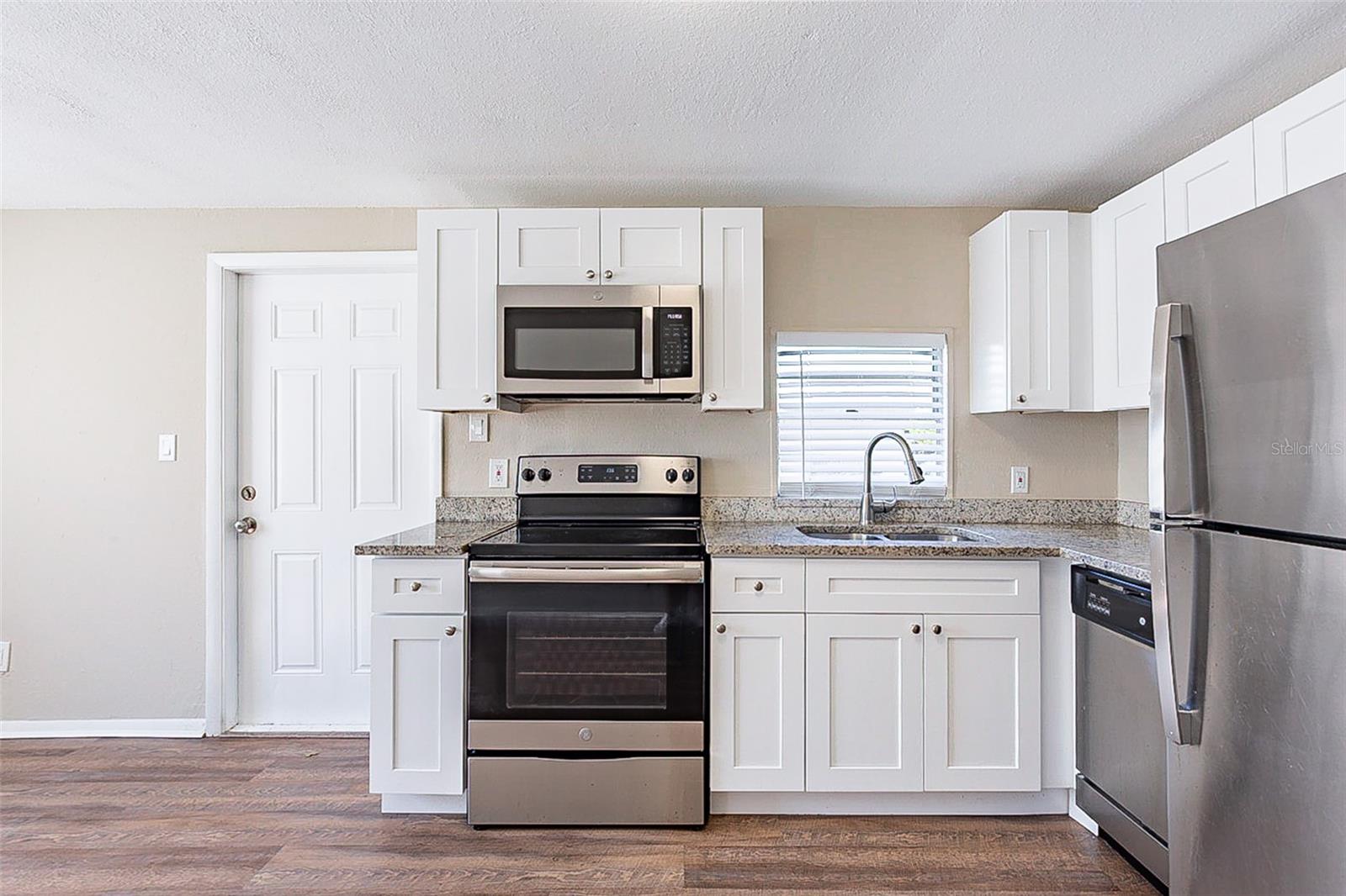 Image 3 of 3 For 4319 14th Avenue S