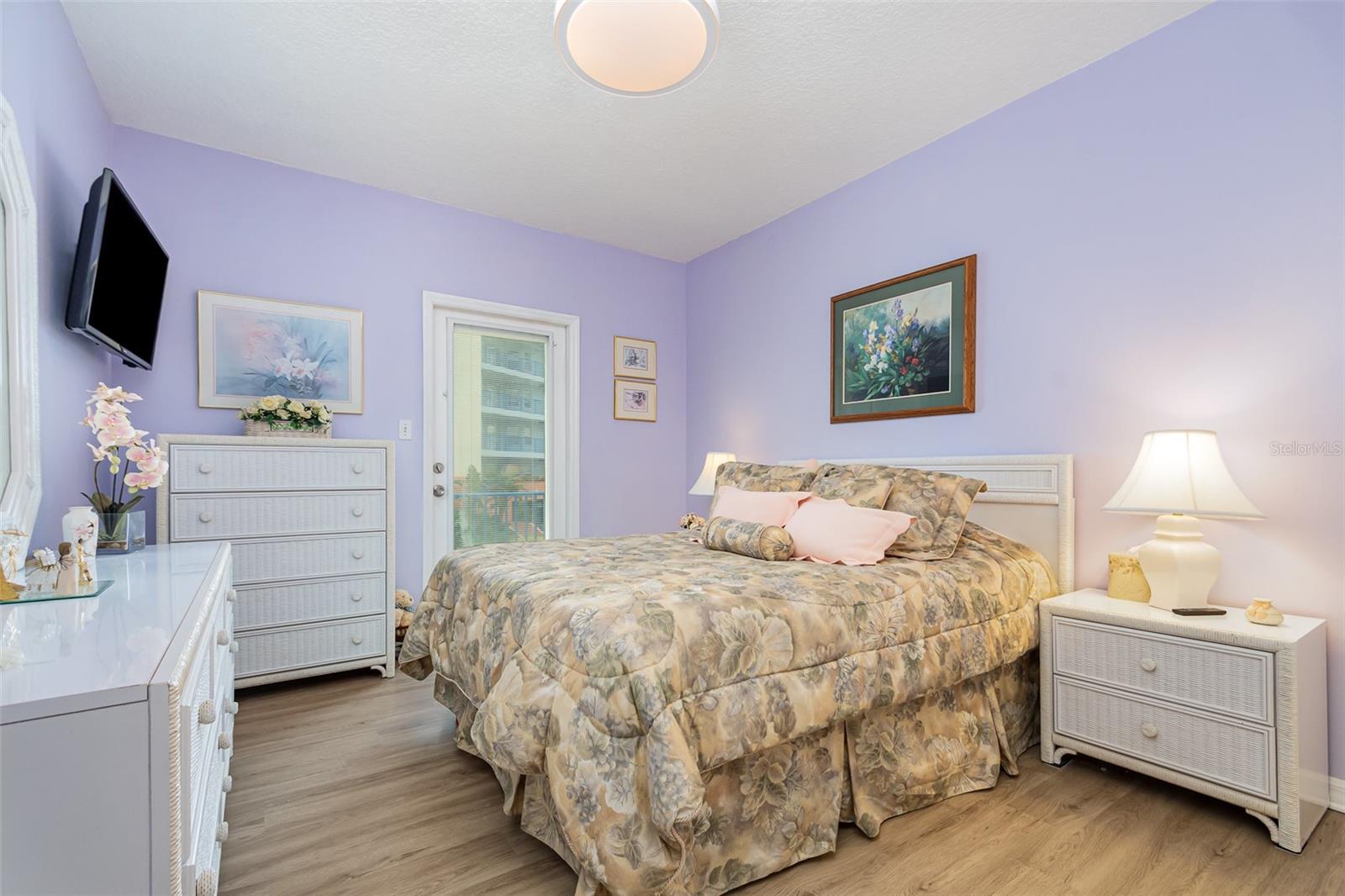 Image 15 of 30 For 5300 Atlantic Avenue 6-207