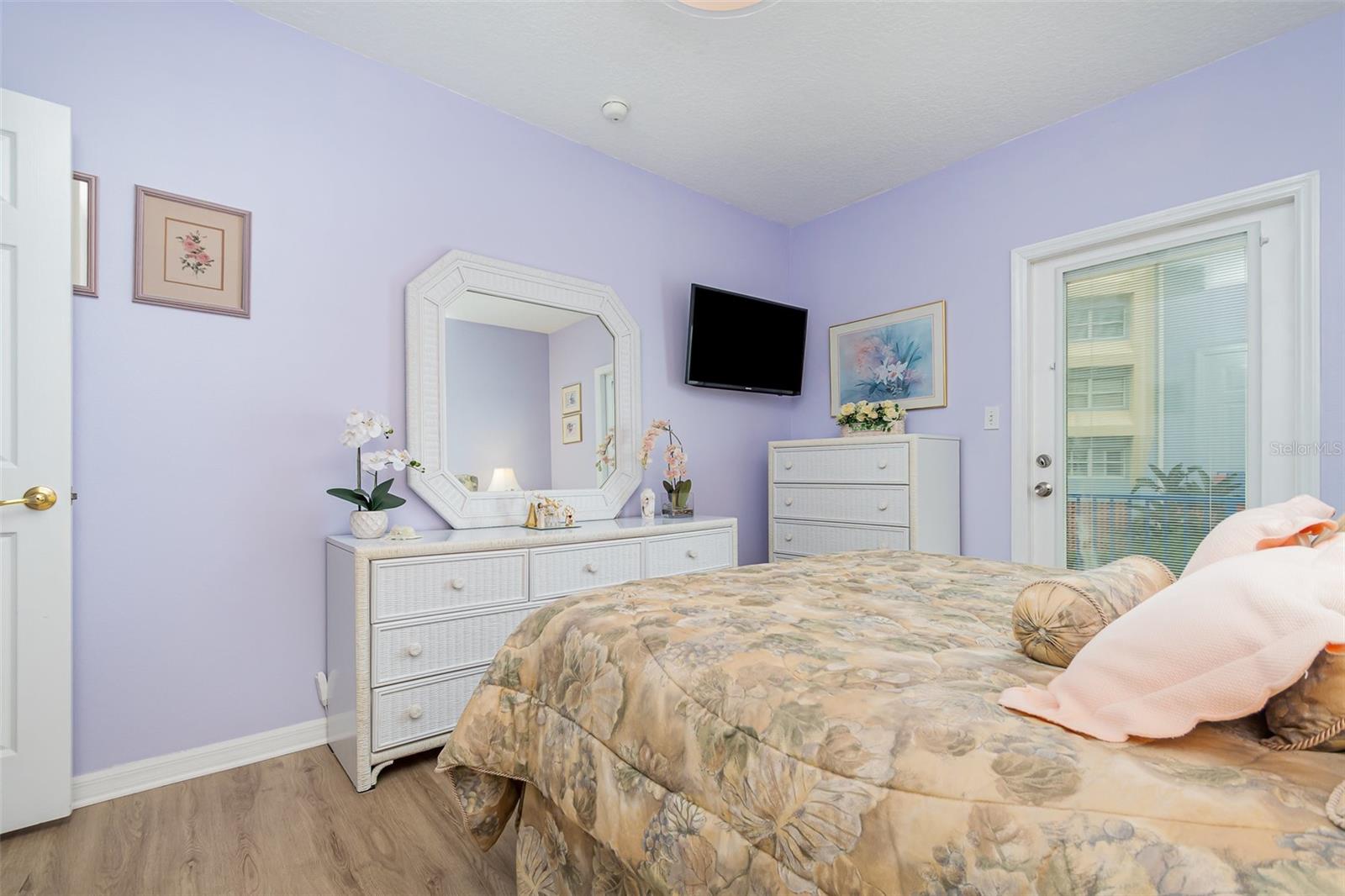 Image 16 of 30 For 5300 Atlantic Avenue 6-207