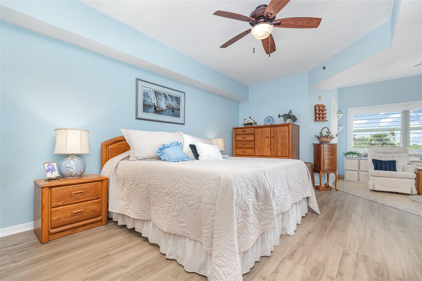 Image 20 of 30 For 5300 Atlantic Avenue 6-207