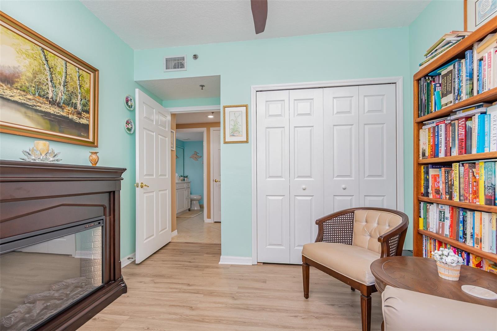 Image 24 of 30 For 5300 Atlantic Avenue 6-207