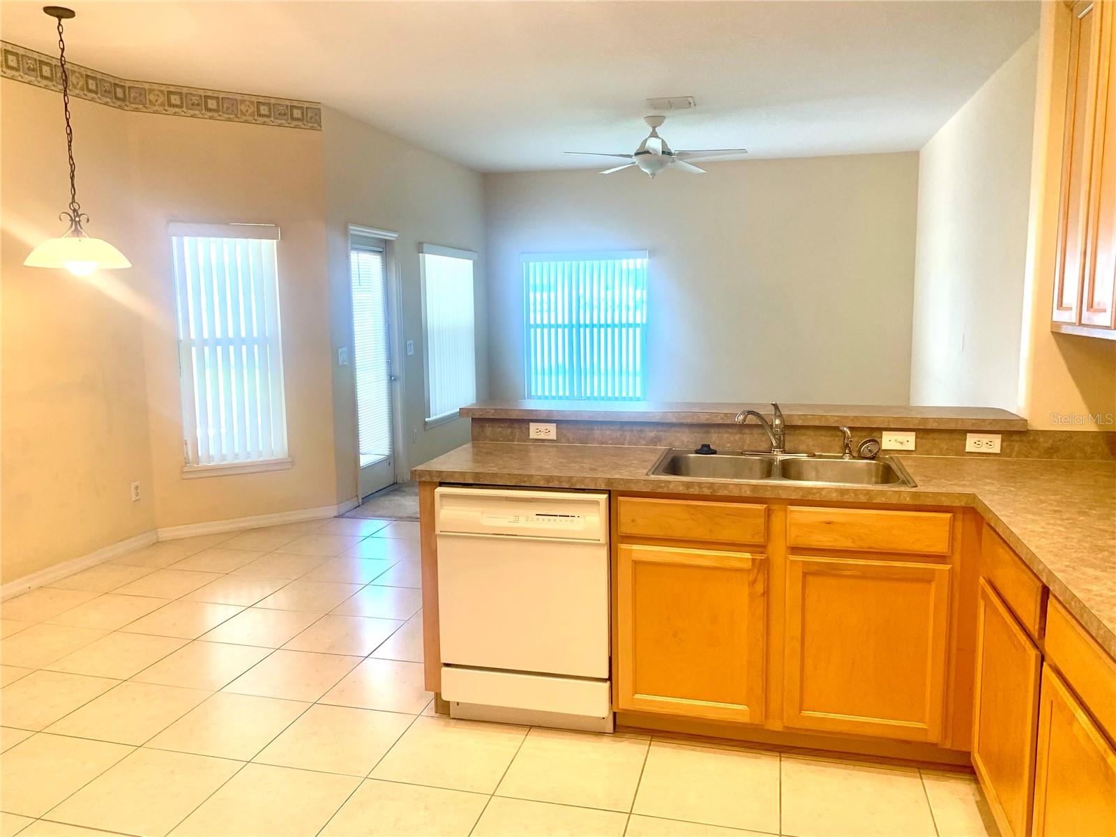 Image 10 of 21 For 452 Kehoe Boulevard