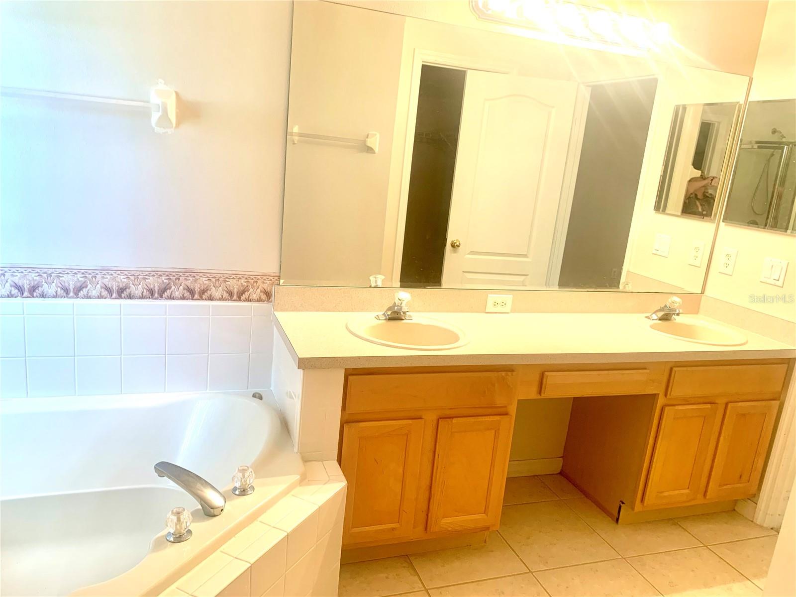 Image 8 of 21 For 452 Kehoe Boulevard