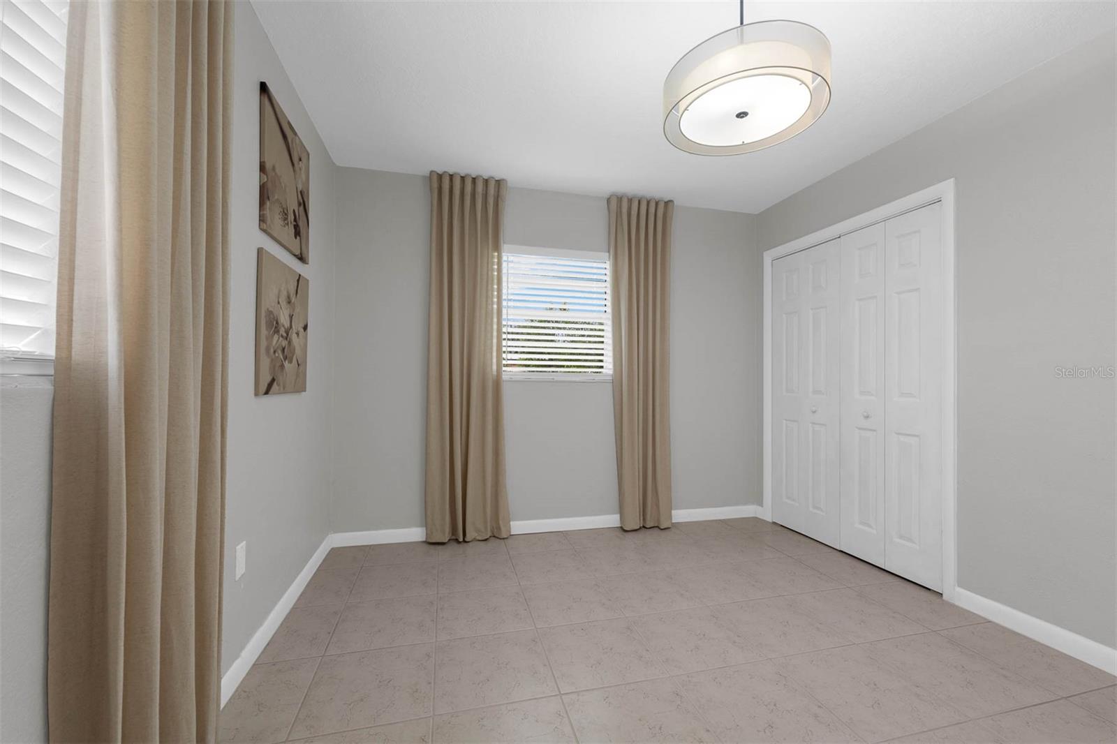 Image 13 of 31 For 654 Romano Avenue