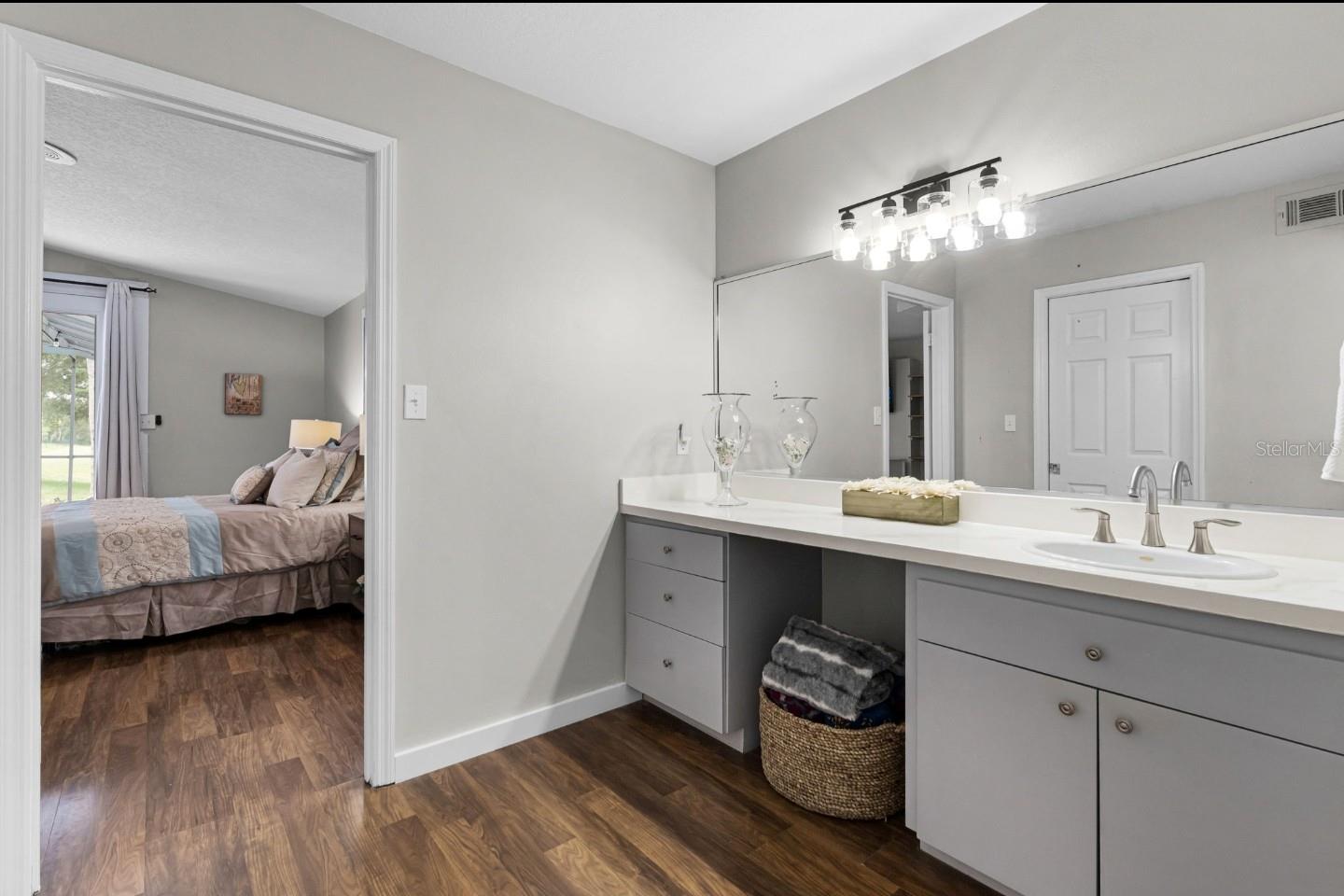 Image 20 of 46 For 4251 Willow Bay Drive