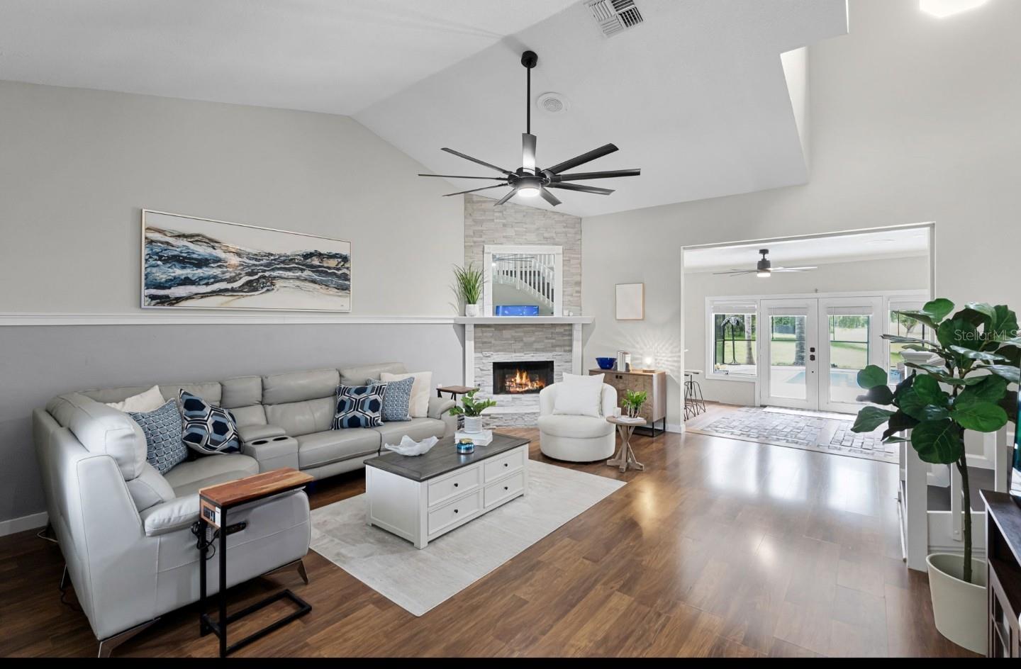 Image 3 of 46 For 4251 Willow Bay Drive