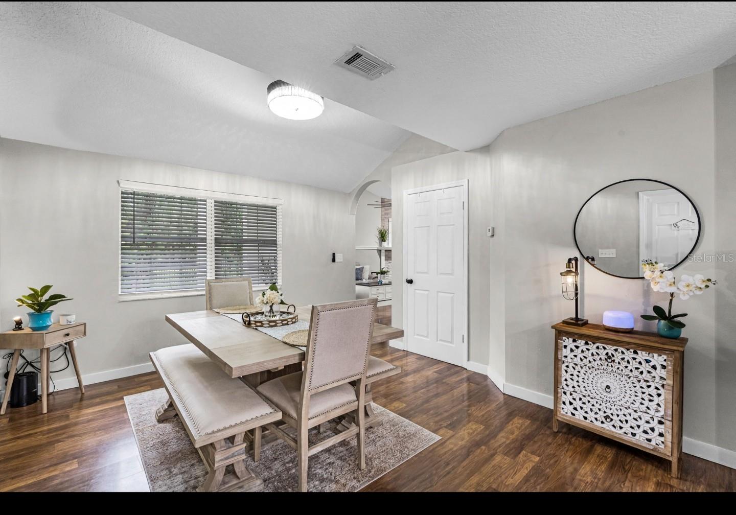 Image 32 of 46 For 4251 Willow Bay Drive