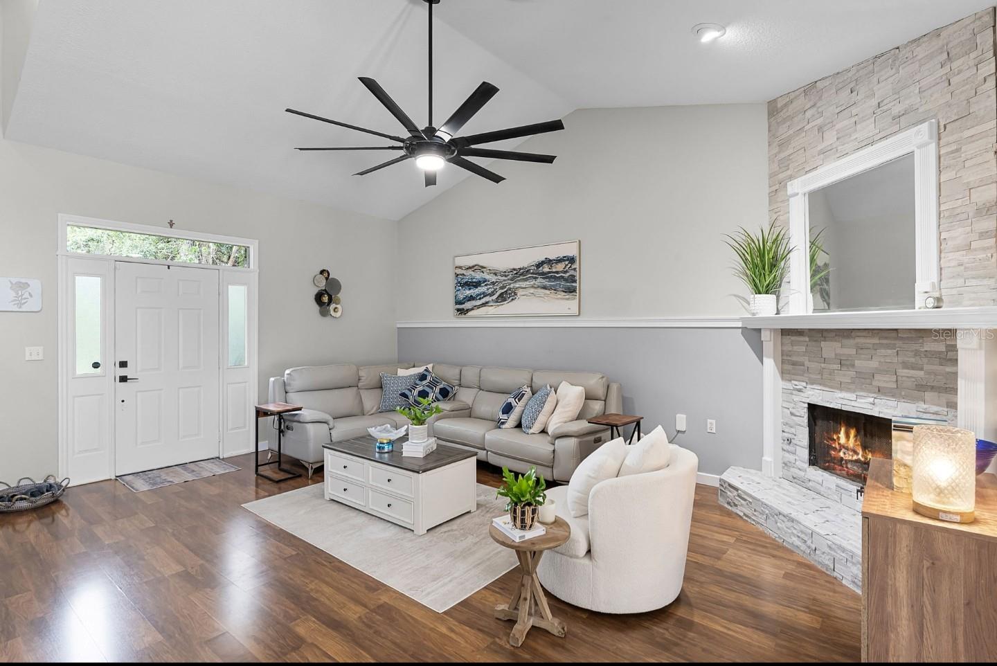 Image 5 of 46 For 4251 Willow Bay Drive