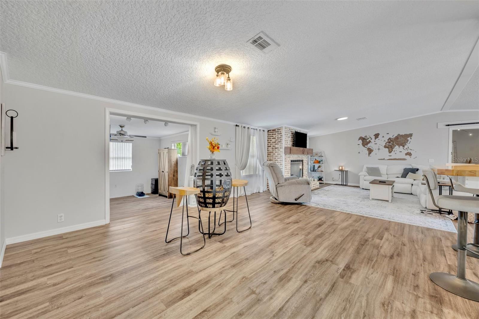 Image 12 of 52 For 21141 Wolf Branch Road