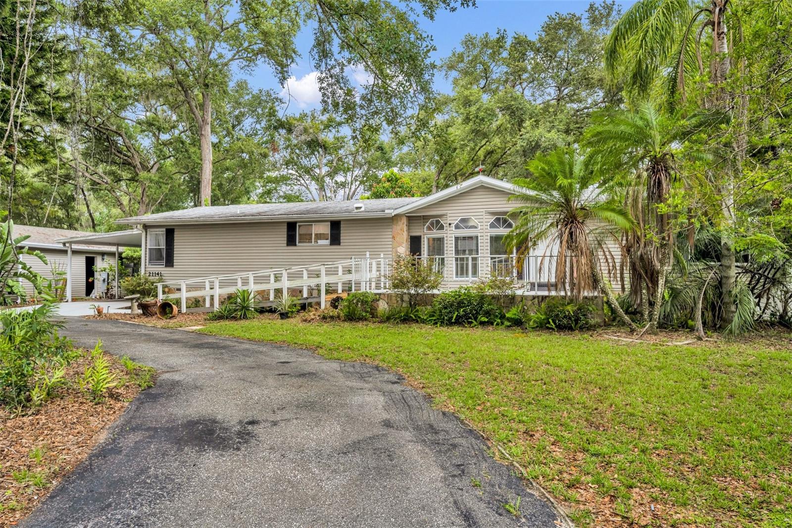 Image 2 of 52 For 21141 Wolf Branch Road