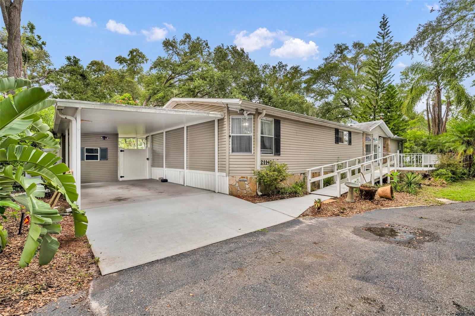 Image 39 of 52 For 21141 Wolf Branch Road