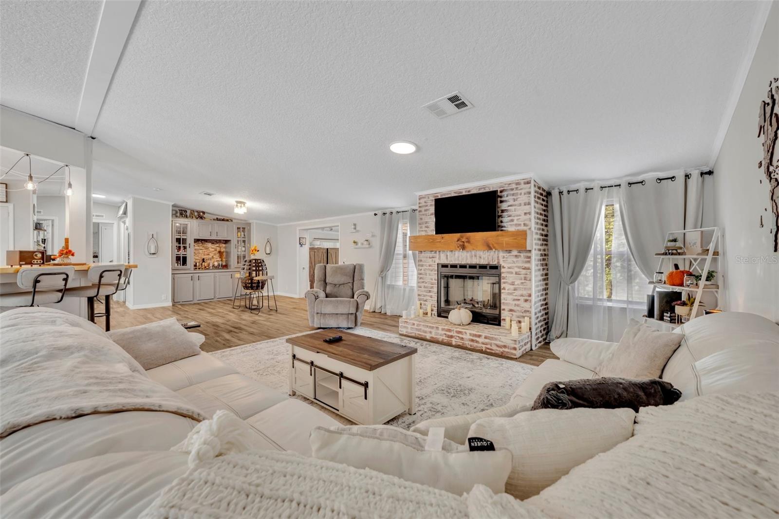 Image 8 of 52 For 21141 Wolf Branch Road