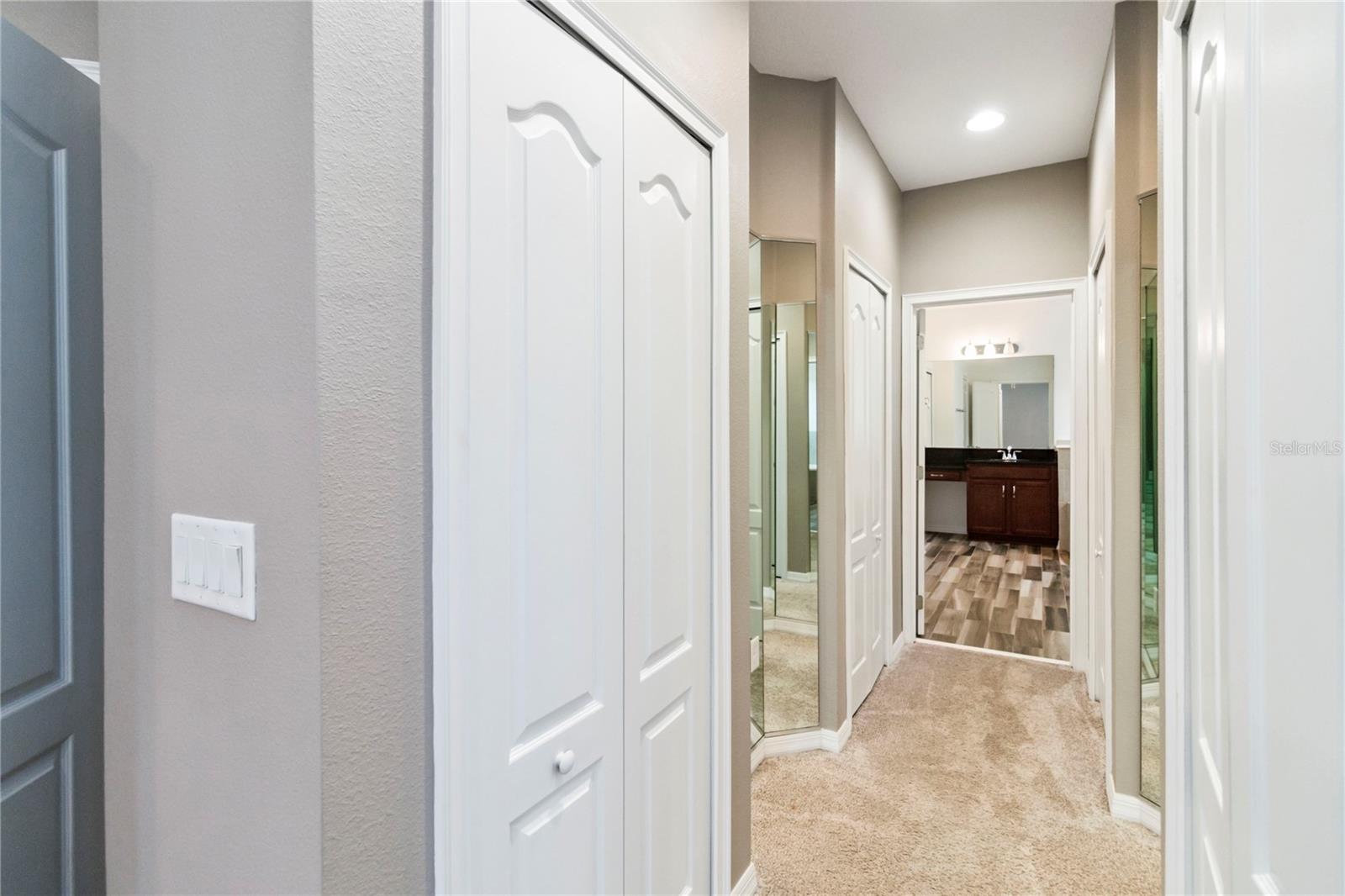 Image 23 of 50 For 10466 Siddington Drive