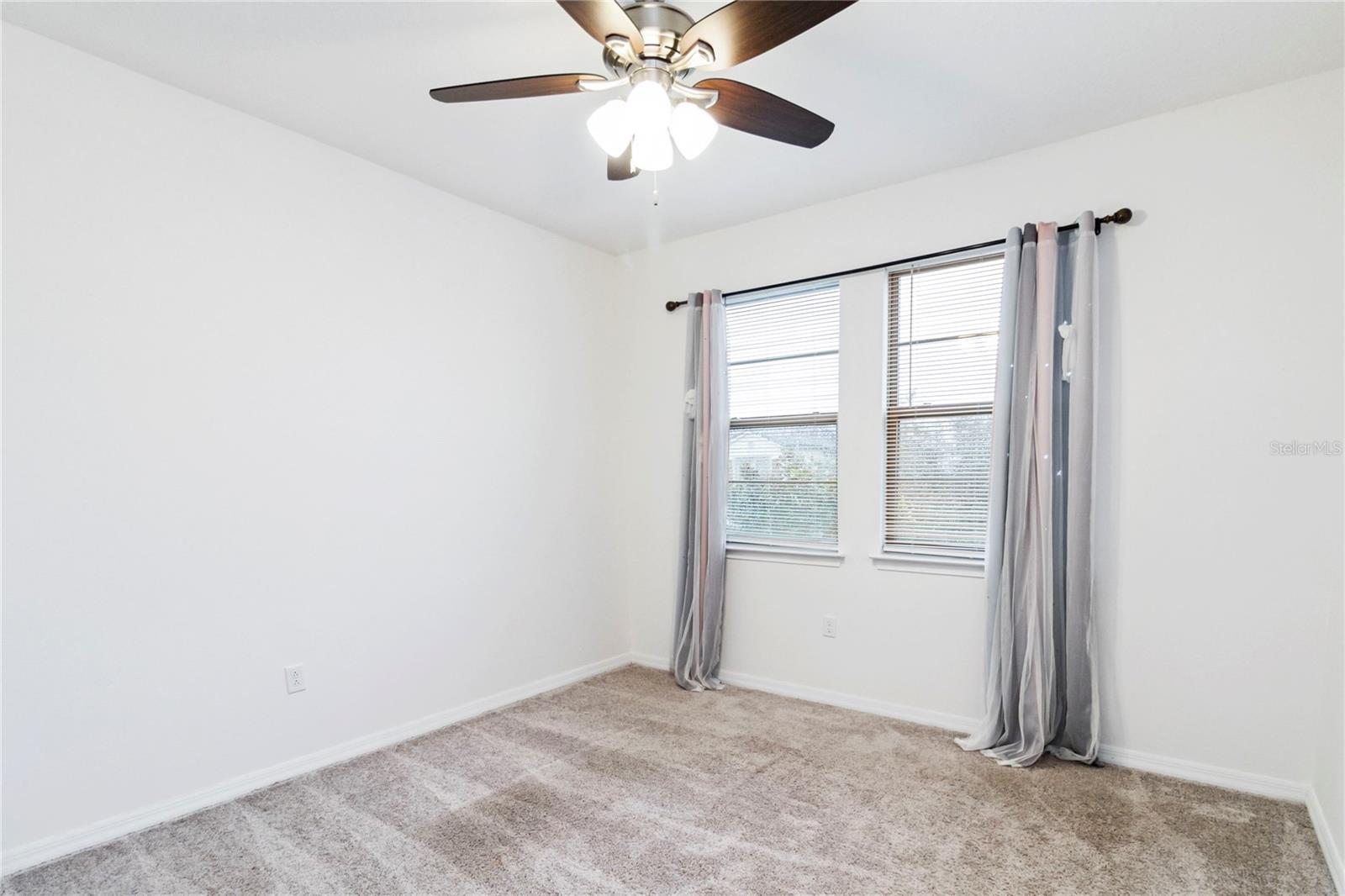 Image 31 of 50 For 10466 Siddington Drive