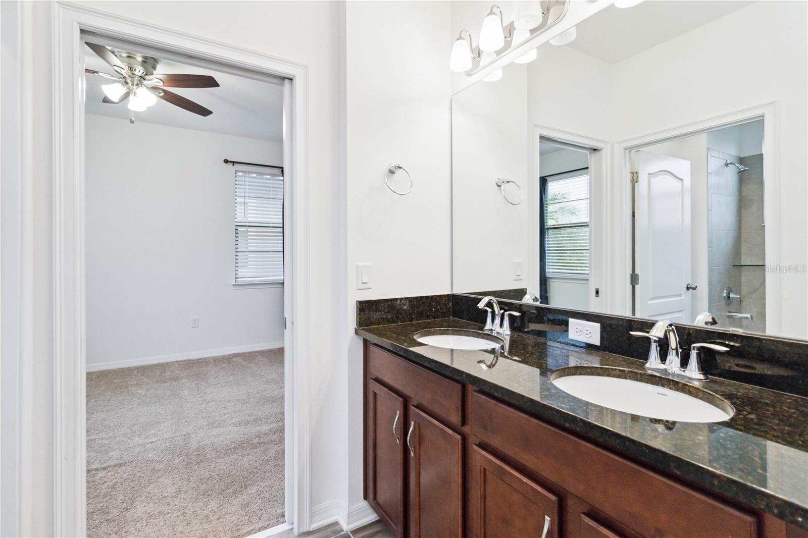 Image 33 of 50 For 10466 Siddington Drive