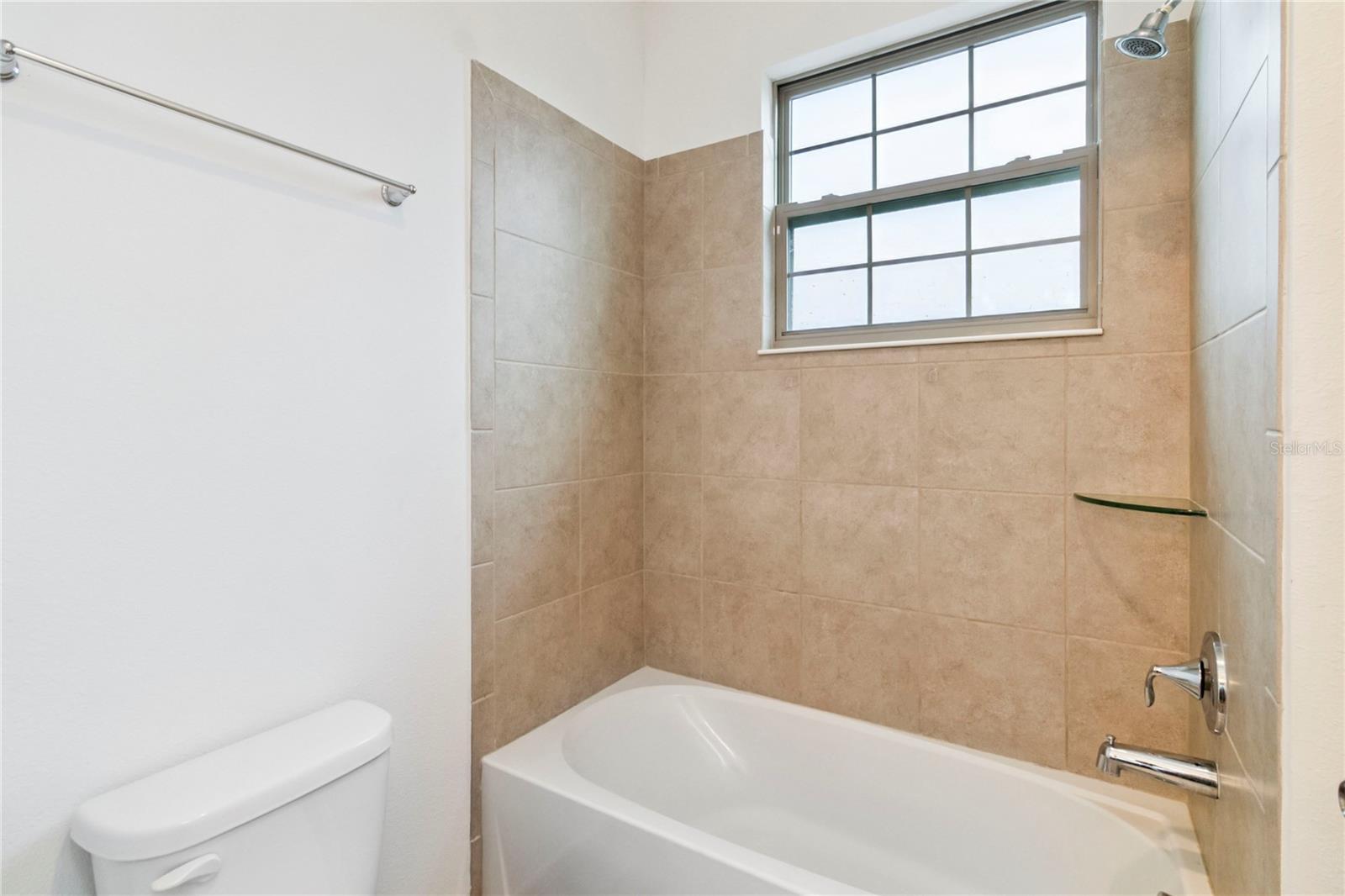 Image 34 of 50 For 10466 Siddington Drive