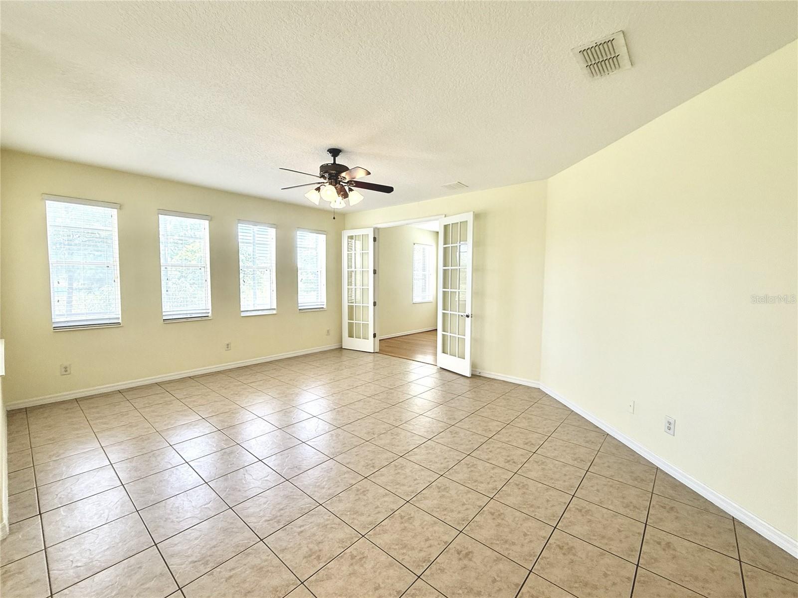Image 4 of 33 For 8737 Leeland Archer Boulevard