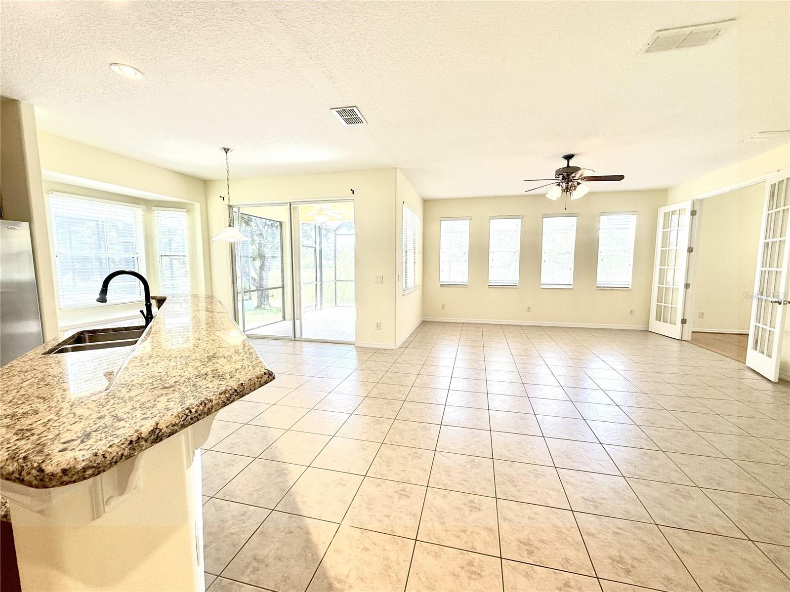 Image 6 of 33 For 8737 Leeland Archer Boulevard