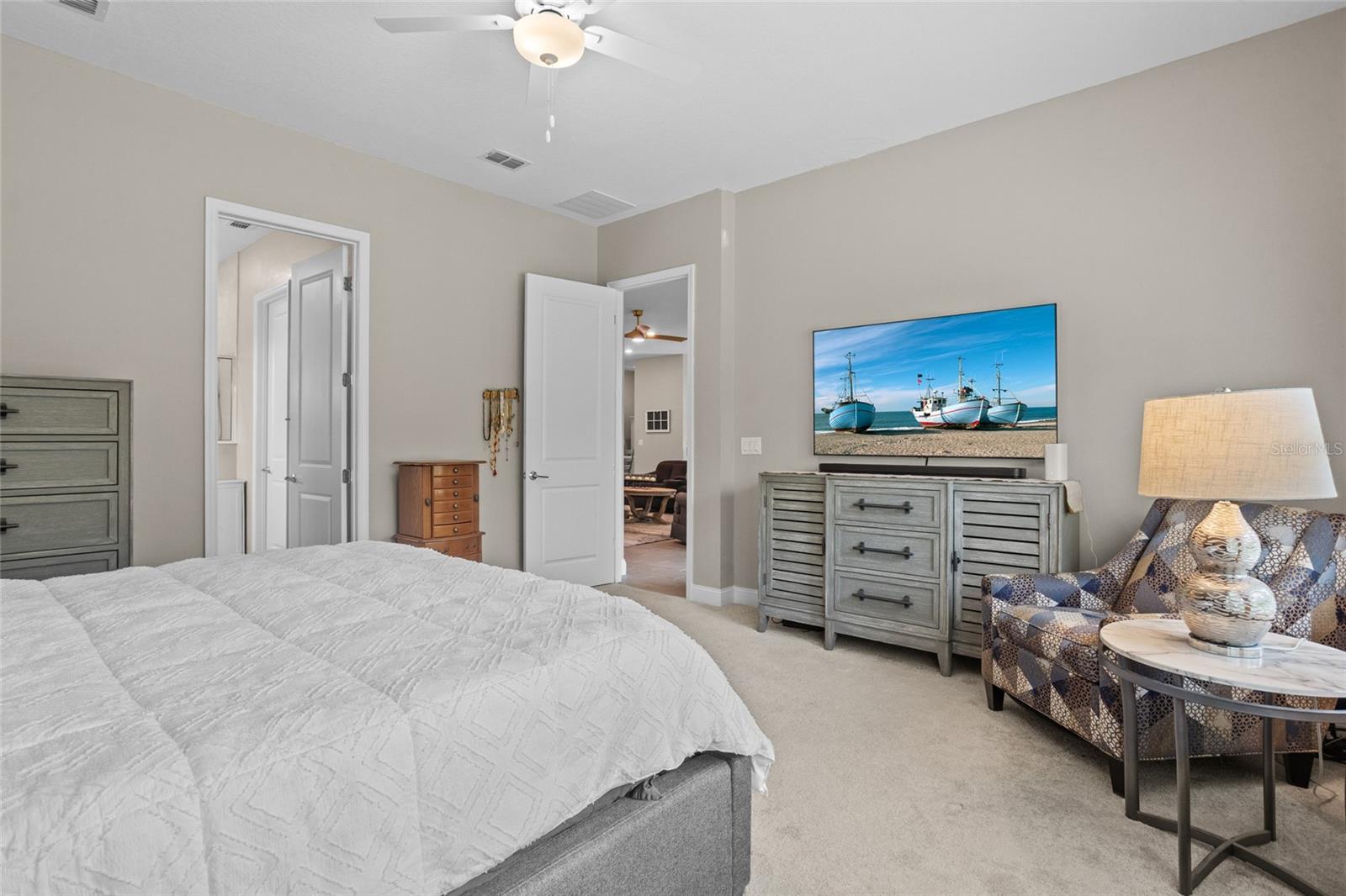 Image 20 of 47 For 4194 Acoma Drive