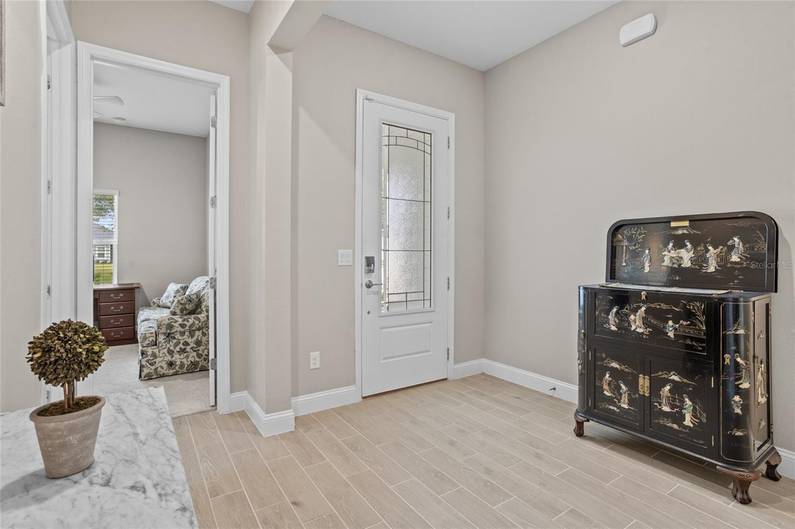 Image 7 of 47 For 4194 Acoma Drive