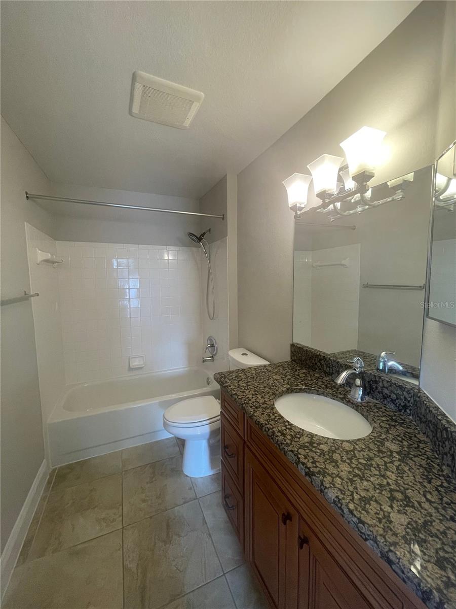 Image 8 of 18 For 7310 Westpointe Boulevard 633
