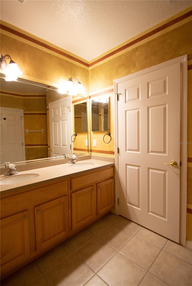 Image 9 of 12 For 9416 Myrtle Creek Lane 703