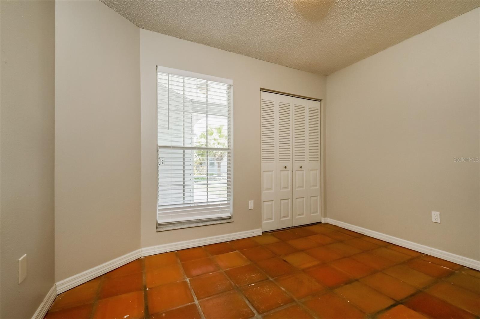 Image 12 of 16 For 3703 43rd Avenue W