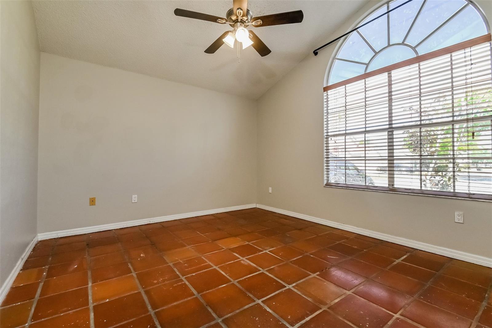 Image 7 of 16 For 3703 43rd Avenue W