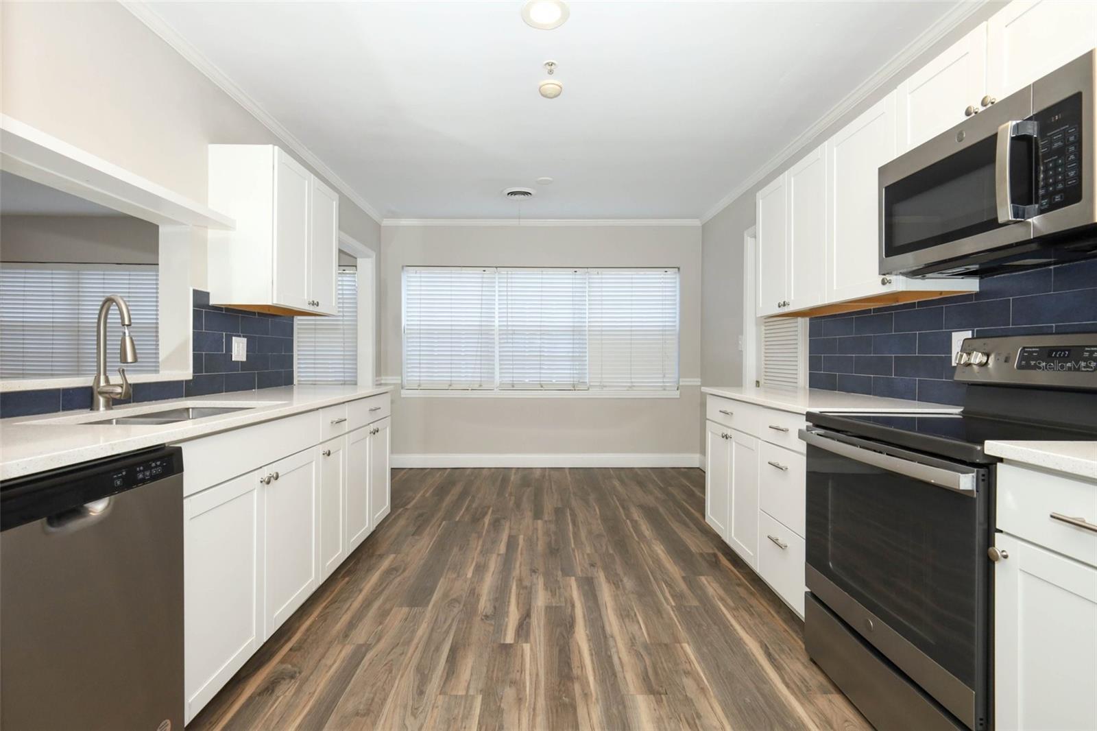 Image 10 of 33 For 1481 Glastonberry Road